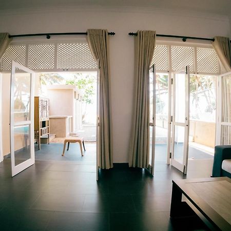 Lankahuts Villa Negombo Extérieur photo